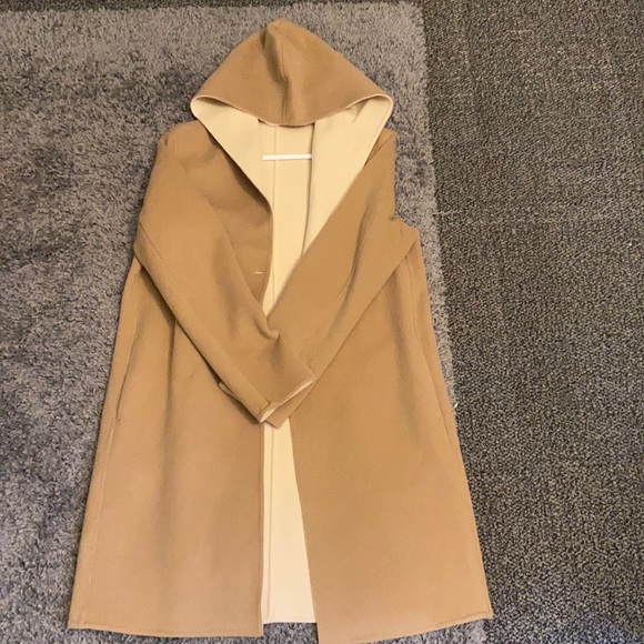 Uniqlo Jackets & Blazers - Uniqlo Coat Size S
